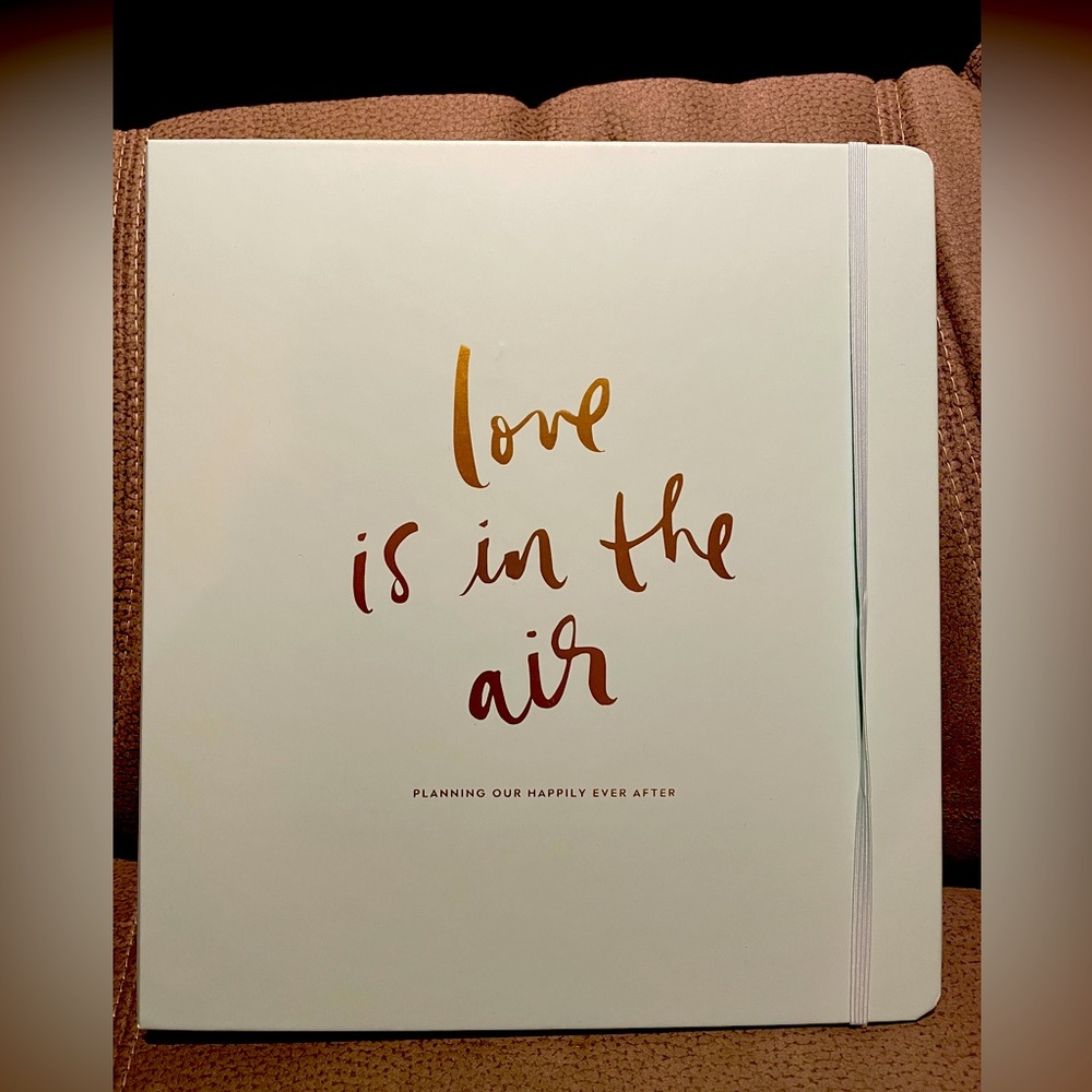 Kate Spade brand wedding planner book.